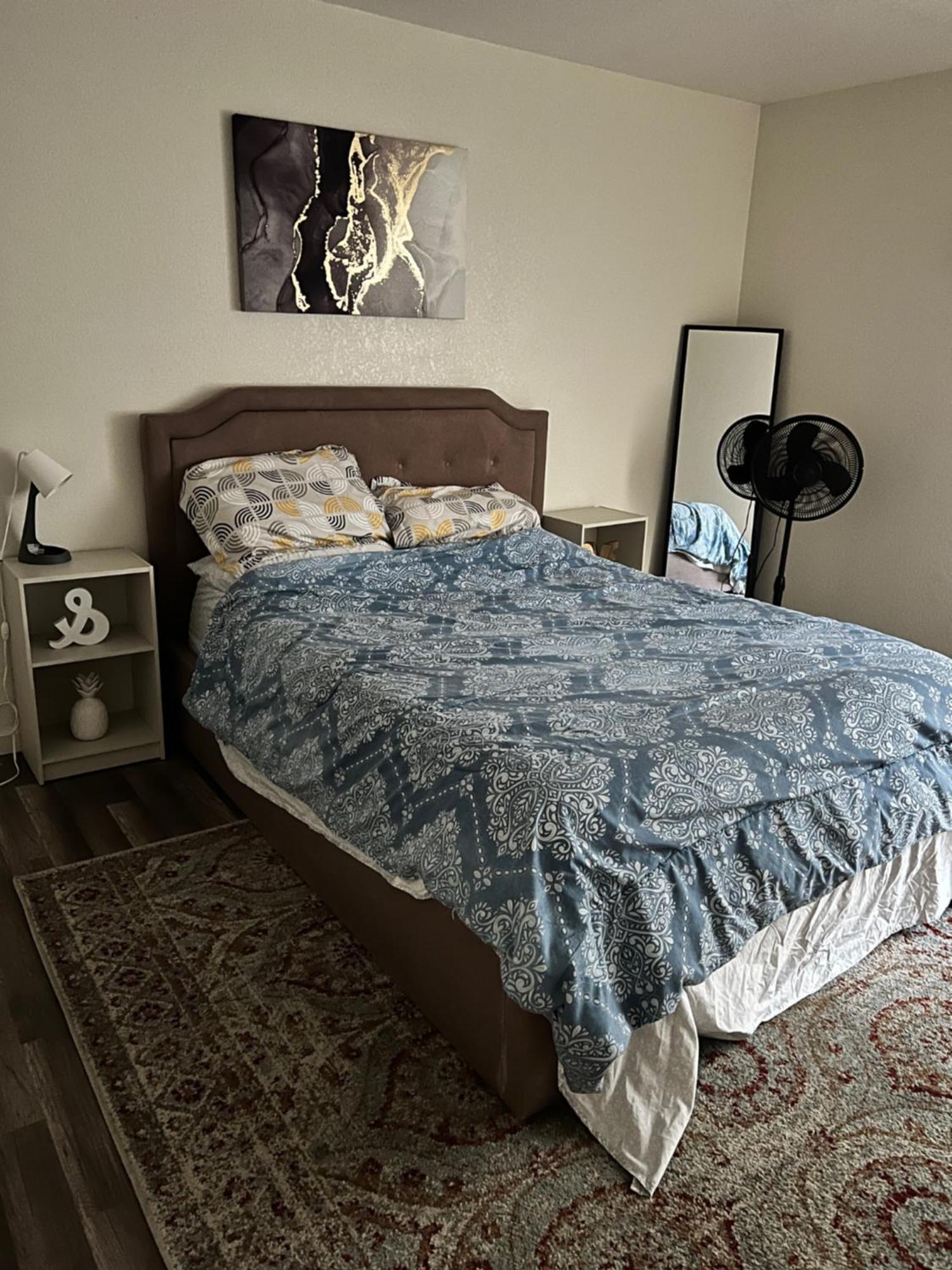 Peaceful 2Bed,1Bath Condo With Free Parking All Yours To Enjoy เฟรสโน ภายนอก รูปภาพ